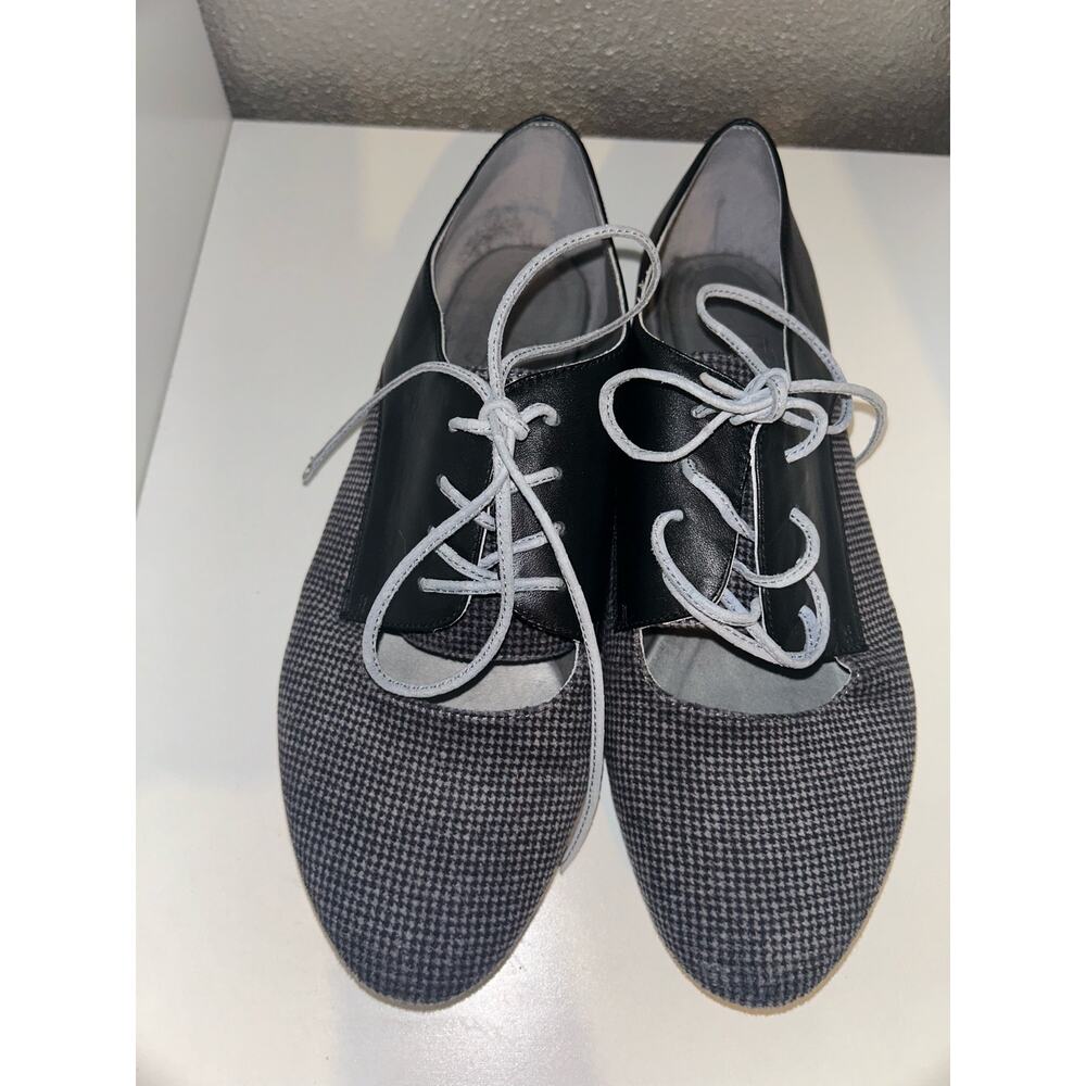 Shoes of Prey Preppy Academia Professional Business Houndstooth Peephole Loafers